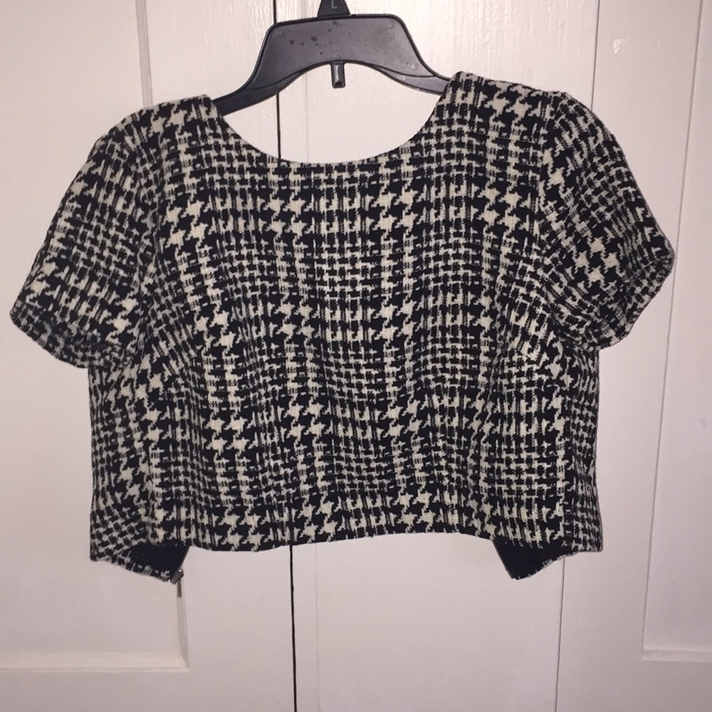 Houndstooth top